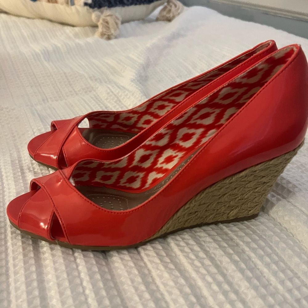 Coral wedges